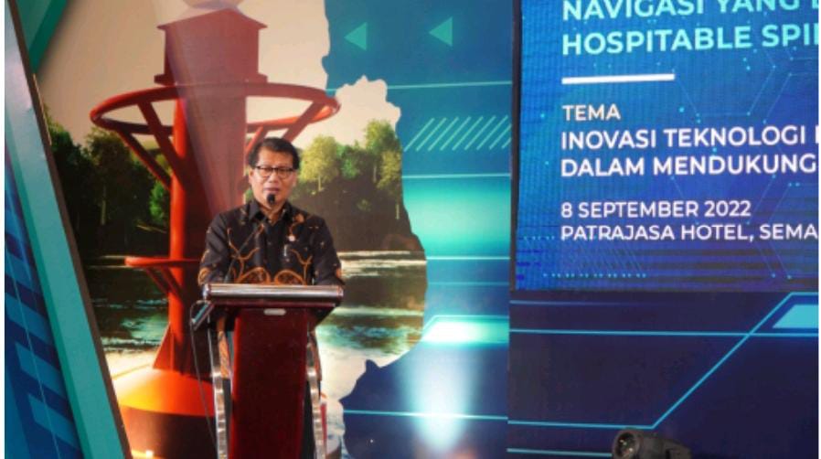 Peluncuran pelampung suar