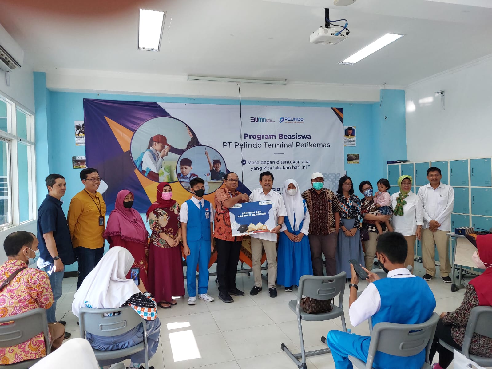 Penyerahan Beasiswa