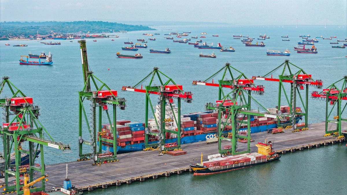 teluk lamong - 2025